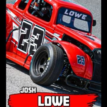 Second-generation Legend Car driver, Josh Lowe, is this week’s In the Pits featured driver! Go to the link in our bio to...